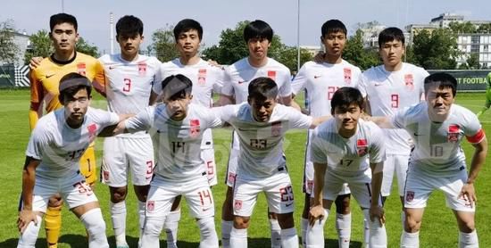 法媒：尤文与阿森纳联系，商谈托马斯冬窗转会事宜据法国媒体Foot Mercato报道，尤文与阿森纳进行了联系，商谈托马斯的转会事宜。